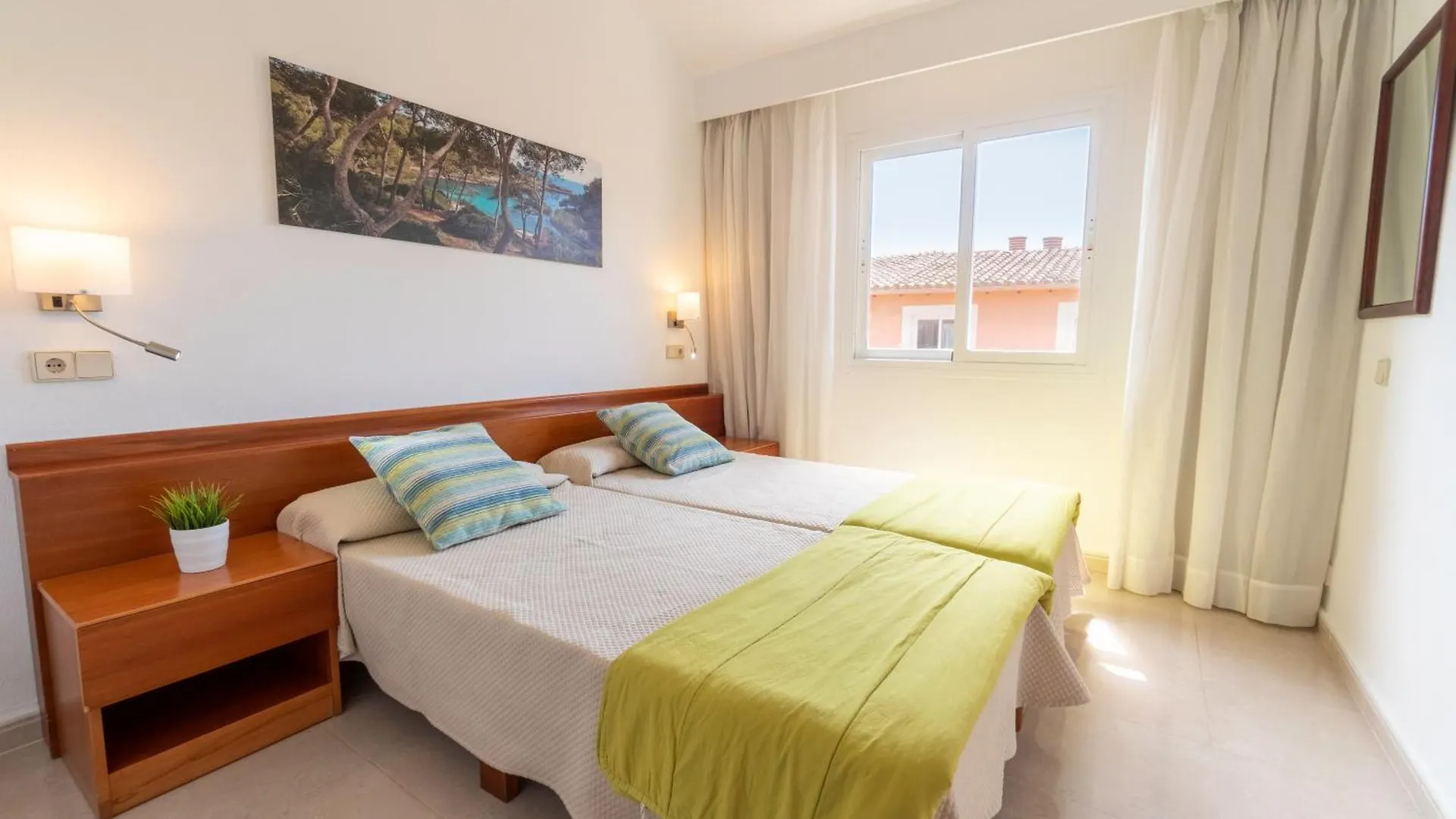 Aparthotel Ciudad Laurel Cala Millor