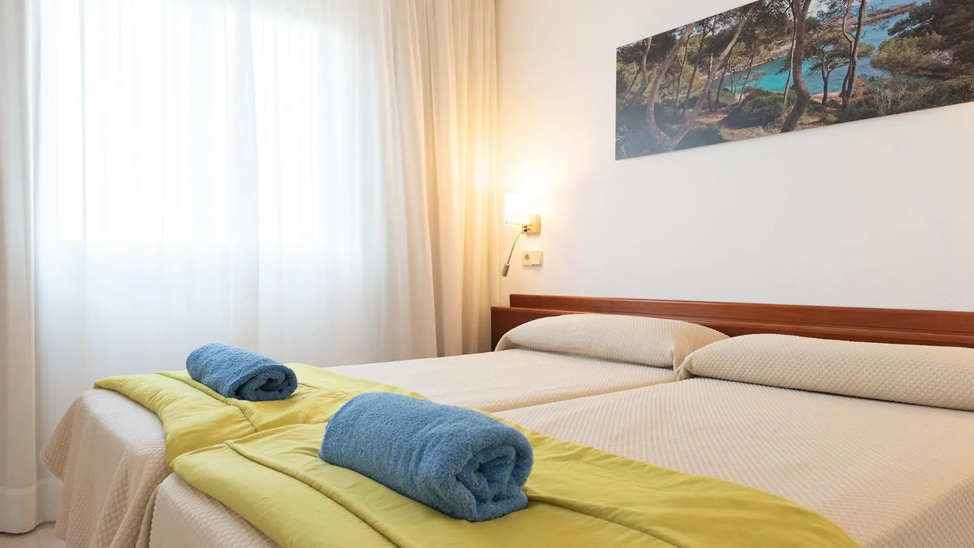 ***  Aparthotel Ciudad Laurel Cala Millor  Spain