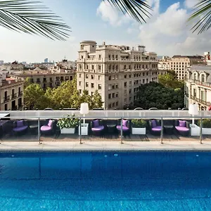 https://nh-collection-barcelona-podium.catalonia-hotels.com